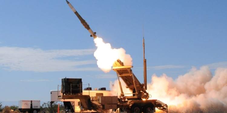 Польща віддала Україні всього 5 антибалістичних ракет до Patriot, а отримає за це 50 (ФОТО, ВІДЕО)
