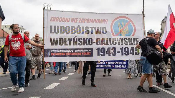 Може, домів? У Польщі противників біженців з України вже більше ніж прихильників