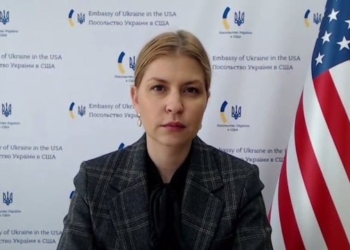Стефанішина заявила, що Зеленський не просив її про відставку, і вона сама хоче залишитися послом в США