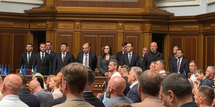 Рада затвердила новий уряд. Хто в ньому