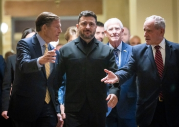 “Давайте втілимо це без зайвої бюрократії”, – Зеленський на зустрічі з сенаторами (ФОТО)