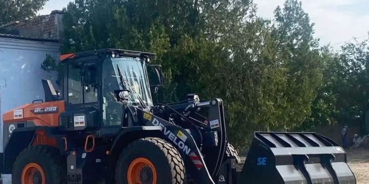 Регіональний офіс водних ресурсів у Миколаївській області отримав сучасну спецтехніку від уряду Німеччини (ФОТО)