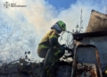 У Миколаєві гасять масштабну пожежу очерету – є загроза розповсюдження вогню на житловий сектор (ФОТО)