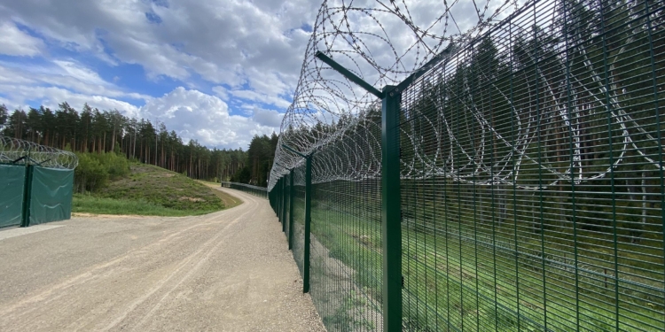 Естонія зміцнює кордон із Росією: збудовано ще 26 км прикордонної інфраструктури
