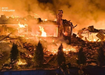 На Київщині внаслідок російських ударів загинули троє, зокрема дитина, у Києві – одна людина. Зеленський закликає партнерів дати антибалістику (ФОТО)