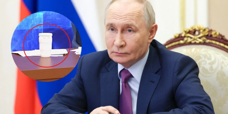 Путін боїться отруєння і возить з собою особливу кружку. В чому її секрет (ФОТО, ВІДЕО)