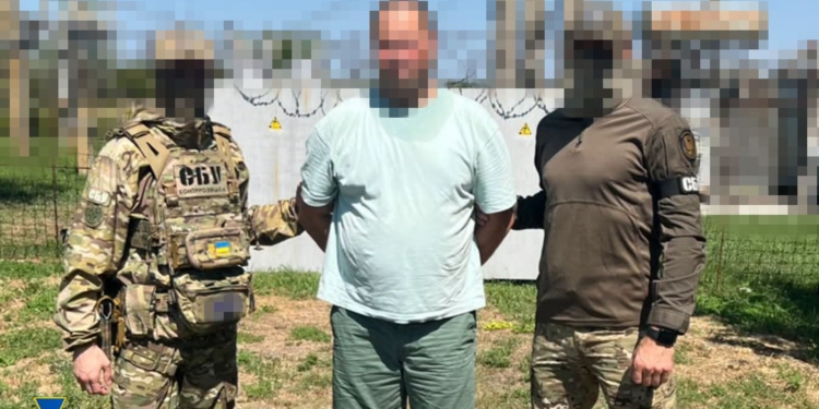 СБУ викрила агентурну мережу фсб, яка шпигувала одразу в трьох регіонах України (ФОТО)