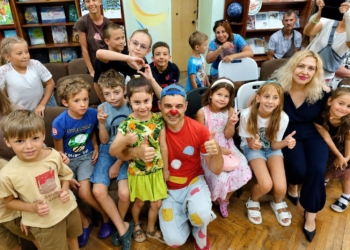 До Миколаєва приїхав онук Джанні Родарі – діти в захваті (ФОТО)
