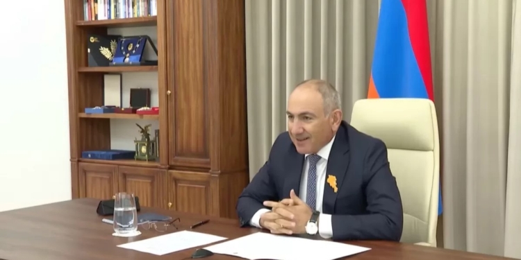 Уряд Вірменії подав у відставку