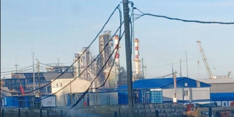 В Усть-Лузі Ленінградської області РФ атаковані термінали «Новатека» та «Єврохіма»