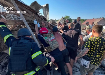 Ворог скинув КАБи на Запоріжжя – вже 11 поранених, 1 людина загинула (ФОТО)