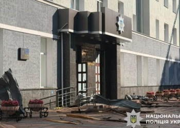 Ворог атакував управління поліції в Житомирі – 2 загиблих, щонайменше 20 поранених (ФОТО, ВІДЕО)