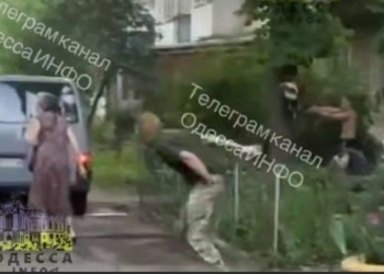 В Одесі невідомий розстріляв 4 співробітників ТЦК (ВІДЕО)