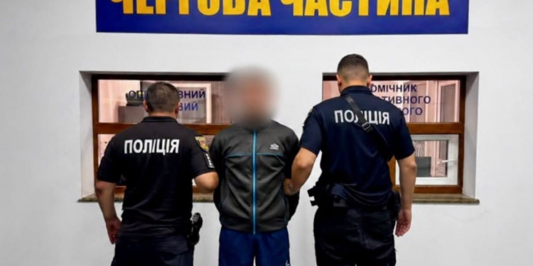 В Одесі затримали чоловіка, який поранив 4 працівників ТЦК