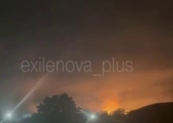 Два НПЗ ймовірно атаковані уночі у РФ (ВІДЕО)