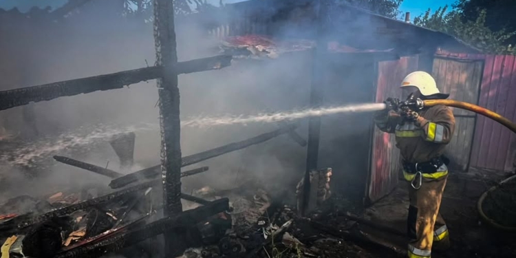 За добу на Миколаївщині виникло 37 «мирних» пожеж, не пов’язаних з ворожими атаками (ФОТО)