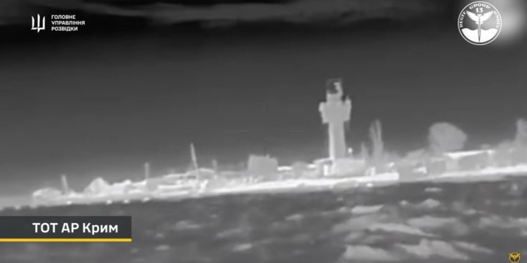 Новітня Magura в Криму ― морські платформи ГУР, оснащені FPV, уразили два радіолокаційні об’єкти окупантів (ВІДЕО)