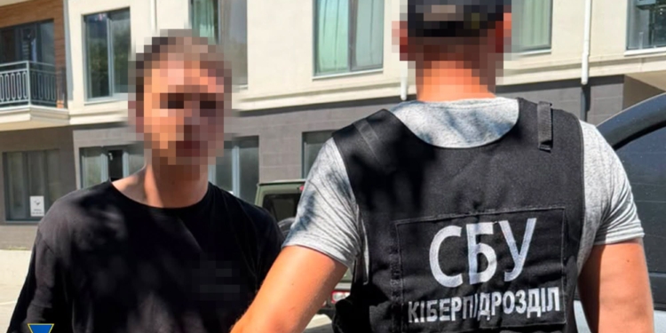 СБУ викрила російського «крота» у підрозділі ЗСУ на Одещині, який коригував удари ворога по півдню України
