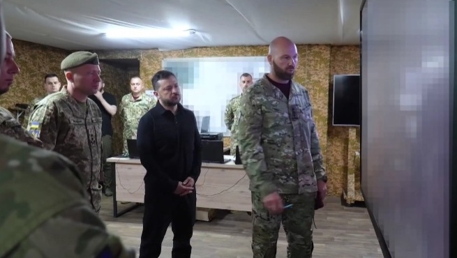 Зеленський поїхав на фронт – сьогодні він на Олександрівському напрямку (ВІДЕО)
