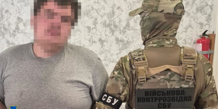 СБУ затримала «крота» у лавах ЗСУ – він коригував удари ворога по АЗС у Полтавській області