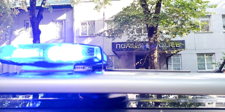 У Рівному внаслідок вибуху у поліцейському райвідділі загинув поліцейський