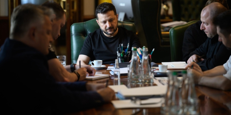 Зеленський провів розмову із Віткоффом і Кушнером