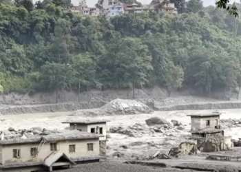 Кількість жертв катастрофи в Гімалаях наближається до 800, понад 3 тисячі людей зникли безвісти