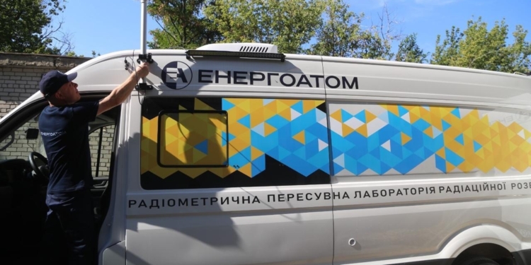 На ПАЕС проведено тренування з радіаційної розвідки за допомогою мобільної лабораторії (ФОТО)