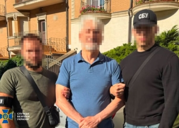 СБУ викрила ділків, які поставляли в росію матеріали для антидронових сіток
