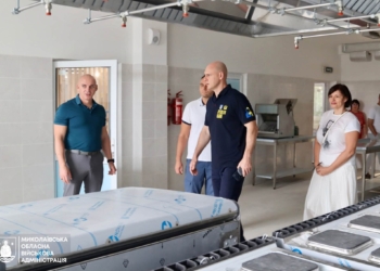 У Миколаєві Сенкевич із Решетиловим перевірили готовність шкіл до нового навчального року (ФОТО)