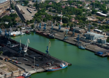 Сили оборони України атакували морський порт в Єйську (ФОТО)