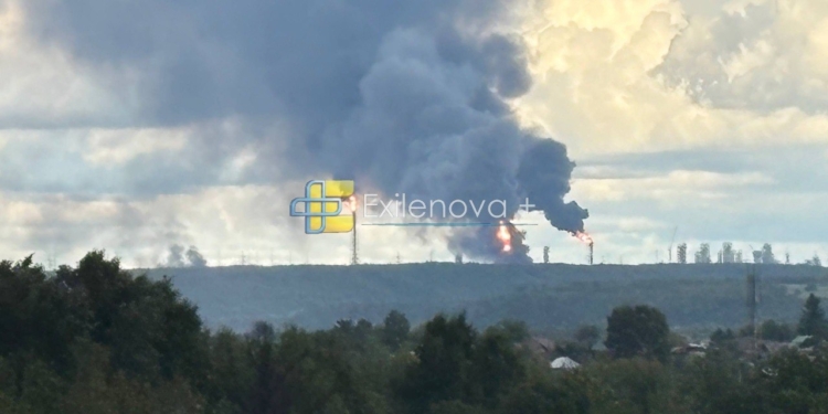 В Амурській області горить російсько-китайський газохімічний комплекс (ВІДЕО)