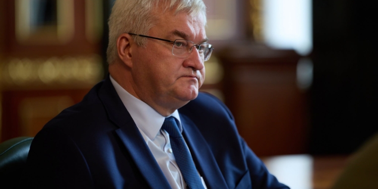 У російських ракетах та дронах досі критичні компоненти інших країн, – Зеленський