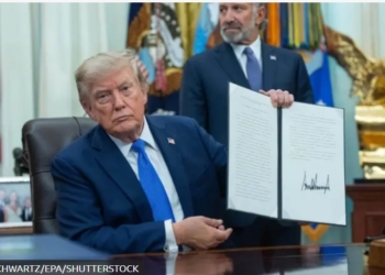Ніякого громадянства за місцем народження – Трамп знову перекрив “пологовий туризм” у США