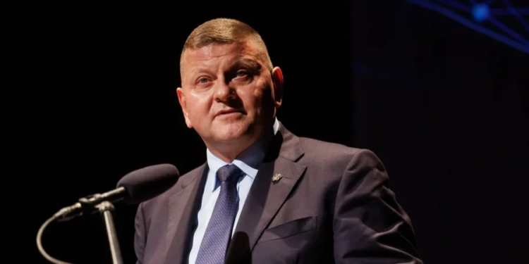 Залужний пророкує Україні ще 5 років до “виходу з пустелі”