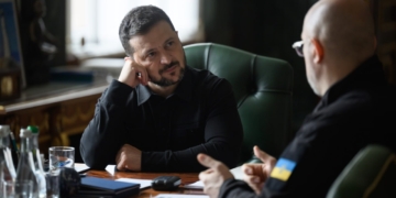 “Сформовані необхідні запаси обладнання”: Шмигаль доповів Зеленському про стан енергетичної системи