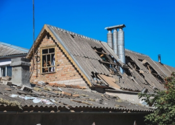 Внаслідок атаки на Миколаїв пошкоджено 15 будинків, ще один будинок повністю зруйновано – мер (ФОТО)