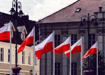 Польщу хитають і Польща хитається – диверсії, фейки проти Чехії, претензії до Німеччини