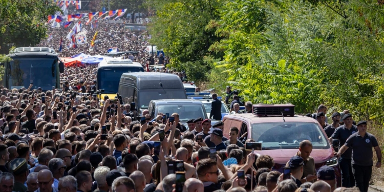 У Сербії поховали “Боснійського м’ясник” Младіча – як національного героя (ВІДЕО)