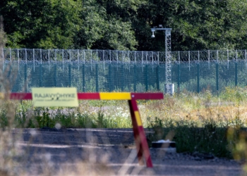 Фінляндія добудувала 200-кілометровий паркан на кордоні з росією