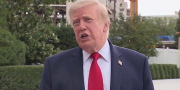 Трамп знову заявив, що хоче угоди від Зеленського і Путіна (ВІДЕО)