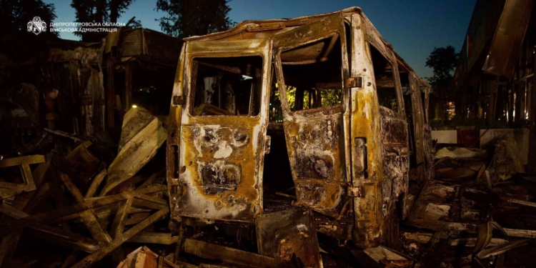 На Дніпропетровщині внаслідок сьогоднішніх атак 7 загиблих, 76 поранених (ВІДЕО)