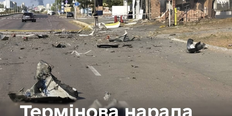 Укриття для людей та система оповіщення про дрони – Корецький провів нараду щодо безпеки на АЗС