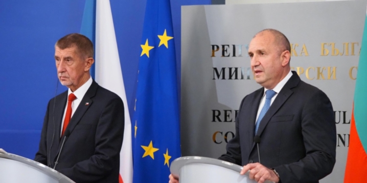 Патріарх Кирил, Вагіт Алекперов та Іскандер Махмудов – Болгарія вимагає трьох винятків із санкцій проти РФ