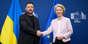 Вже сьогодні Україна отримає від ЄС €3,3 млрд на закупівлю ракет і дронів
