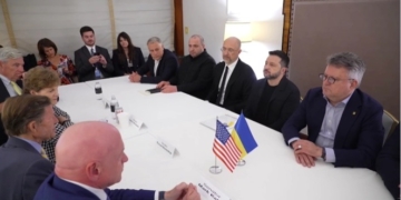 Зеленський у США – вже зустрівся з сенаторами та Макроном (ВІДЕО)
