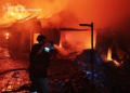 Рятувальники Миколаївщини ліквідували пожежі, які спалахнули після російських атак (ФОТО)