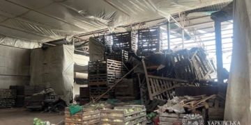 На Харківщині росіяни вдарили по овочесховищу – 6 людей вбили, 12 поранили