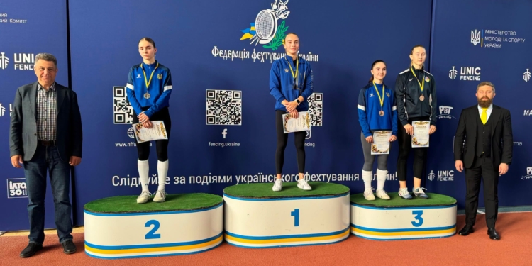 Миколаївська шаблістка Вікторія Коротченко вшосте стала переможницею юніорського чемпіонату України