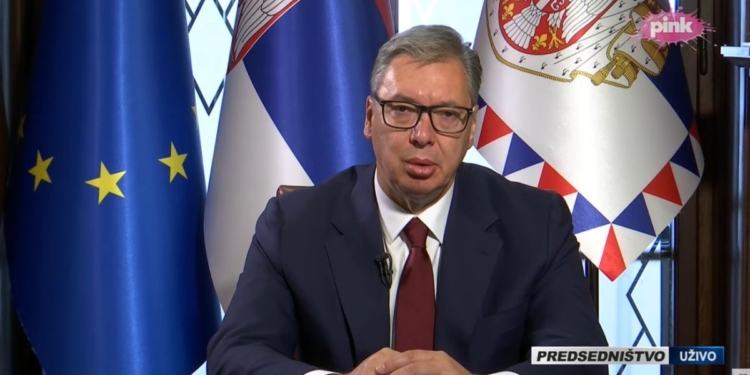 Президент Сербії Олександр Вучич оголосив про відставку